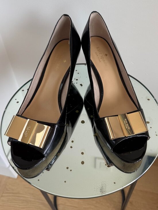kate spade Shoes - Kate Spade Black Patent Peep Toe Wedges with Gold Bow Details Sz 7.5